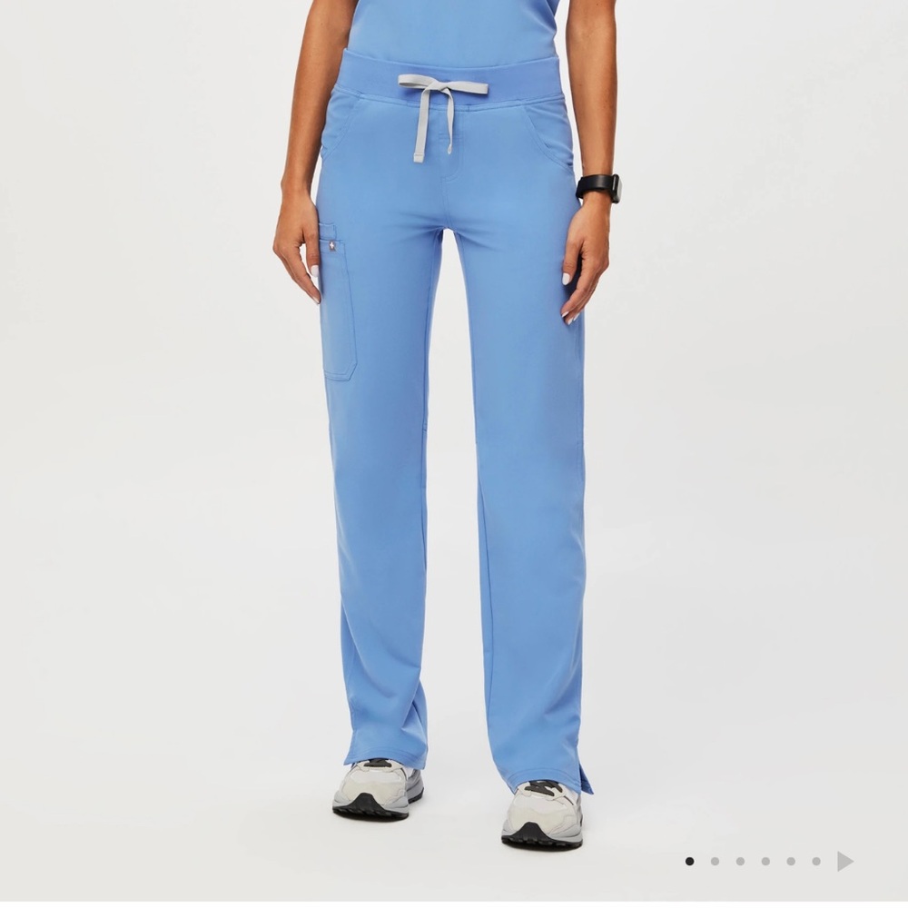 Figs Kate Cargo Women's Light Blue Straight Leg Scrub Pants - Picture 3 of 5